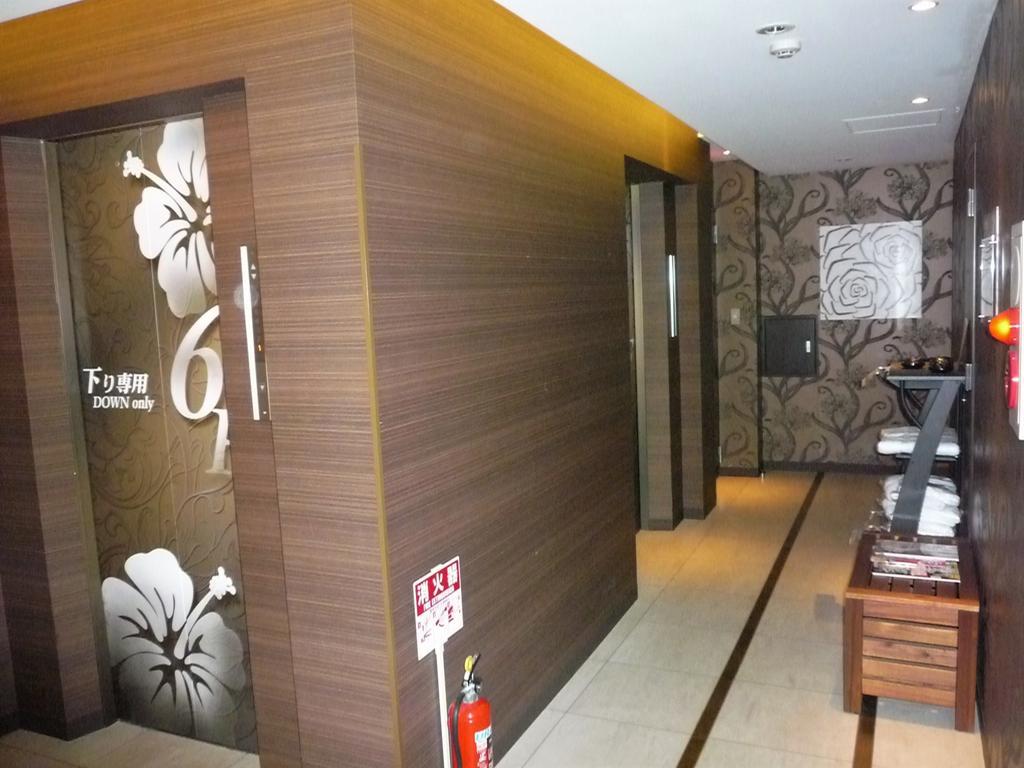 Hotel Lei (Adults Only) Funabashi Bagian luar foto